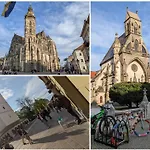 E3 Luxury Oldtown - Free Parking, Supermarket, Pcscreen, Netflix, Unlimited Music, Aircon