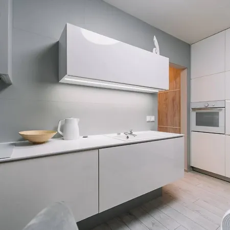 Appartamento E3 Luxury Oldtown W Free Garage, Supermarket, Fastwifi, Unlimited Music, Prime Video, Aircon Košice