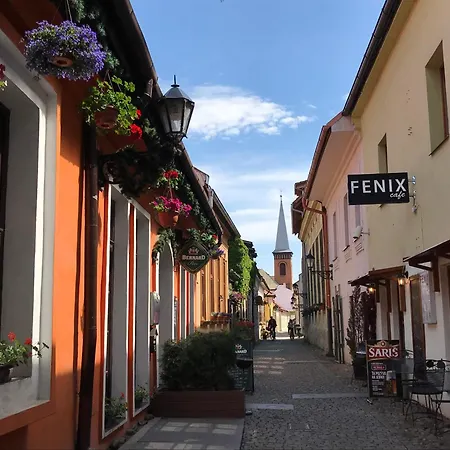 Apartment E3 Luxury Oldtown W Free Garage, Supermarket, Fastwifi, Unlimited Music, Prime Video, Aircon
